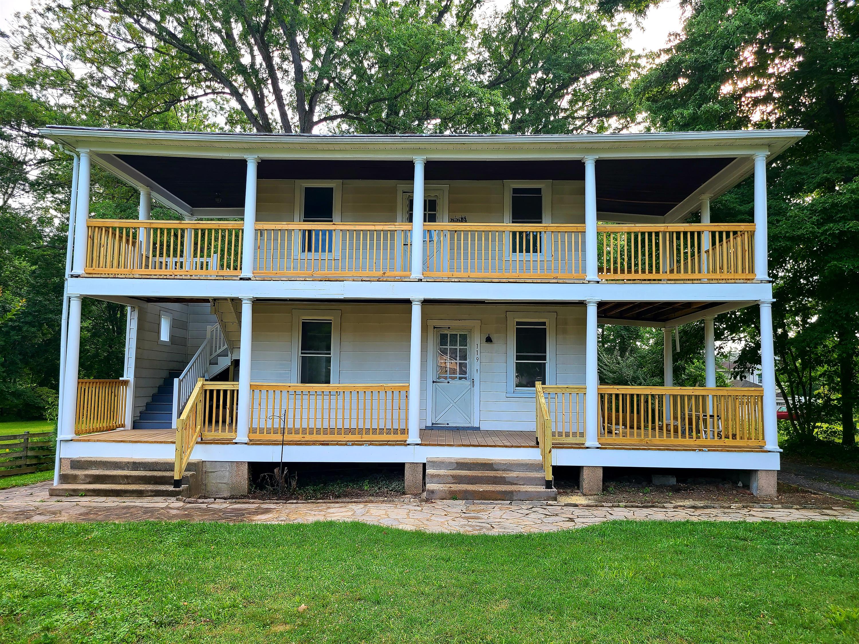 119 North Beechwood Avenue — space 1