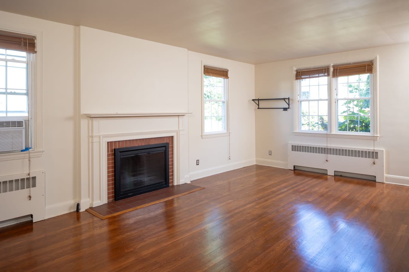 604 Coleraine Road — Unit 1 — photo 4