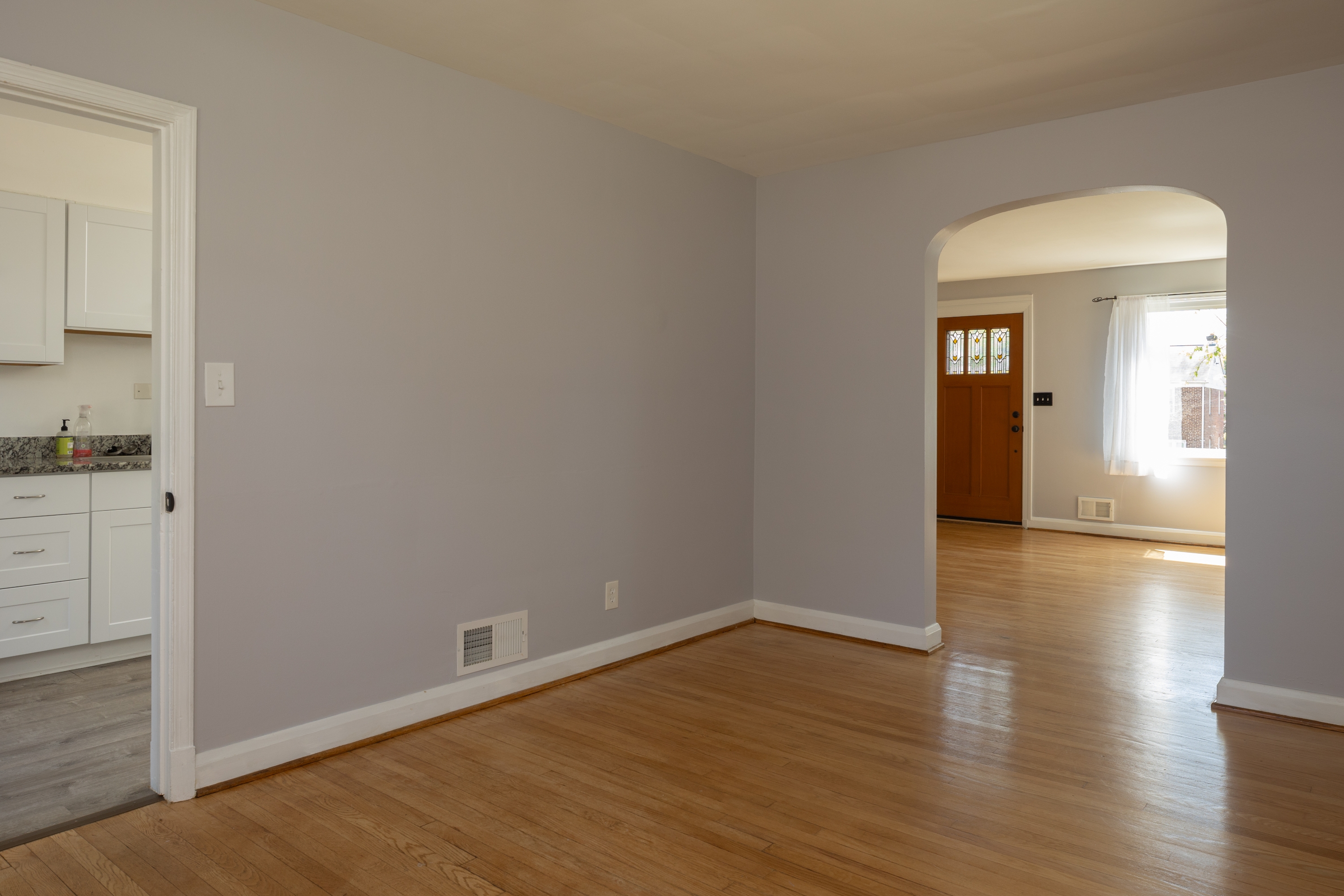 201 Medwick Garth East — Unit 1 — photo 4