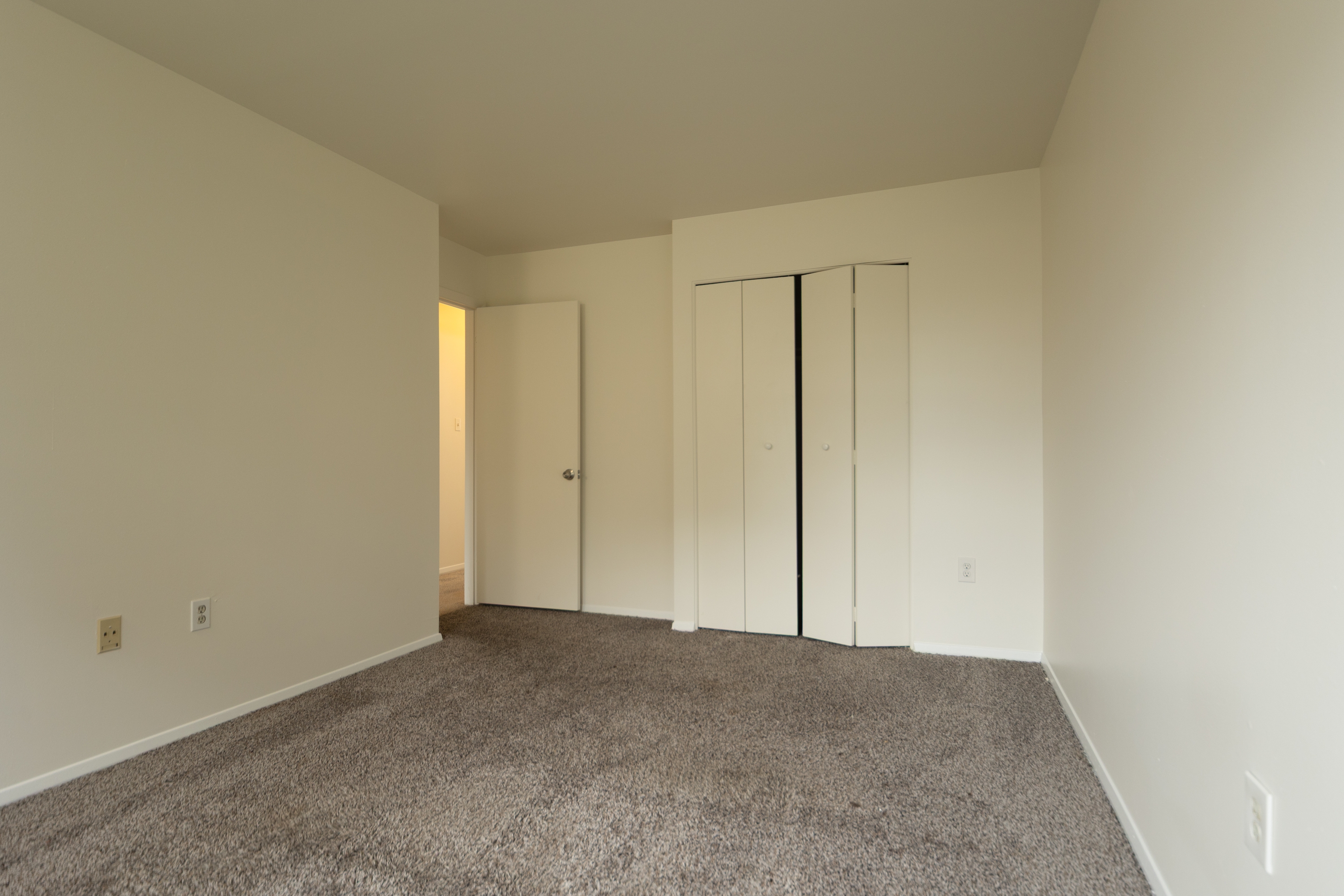 14 Holland Hill Court — Unit 1 — photo 12